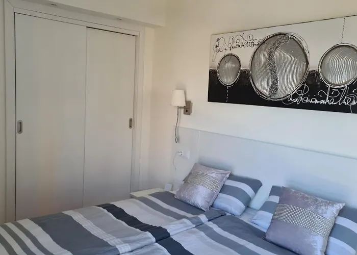 Sea Club Apartments